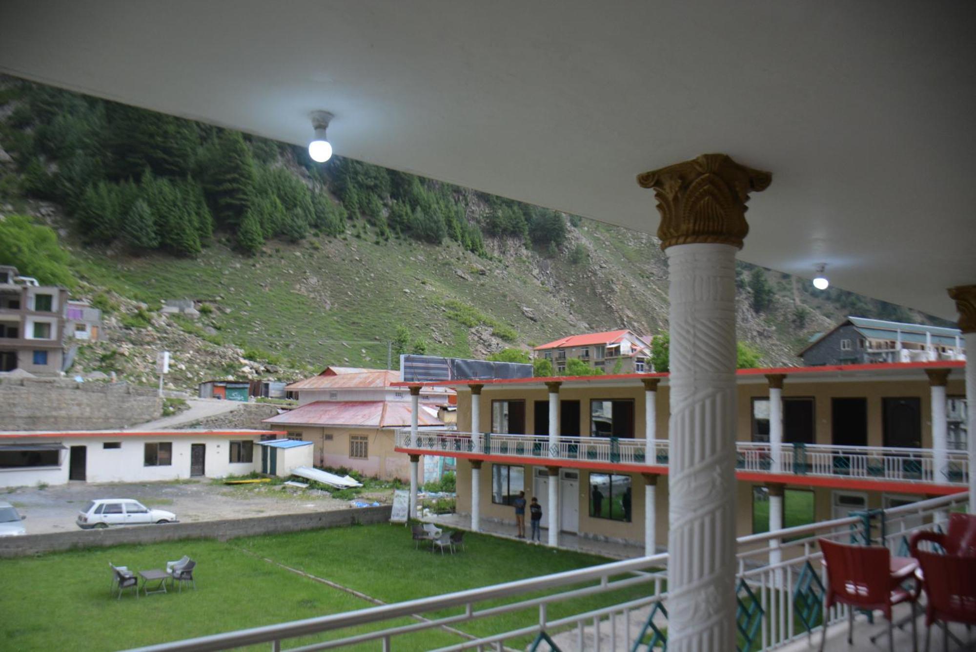 Hotel Pine Hills, Naran Kültér fotó