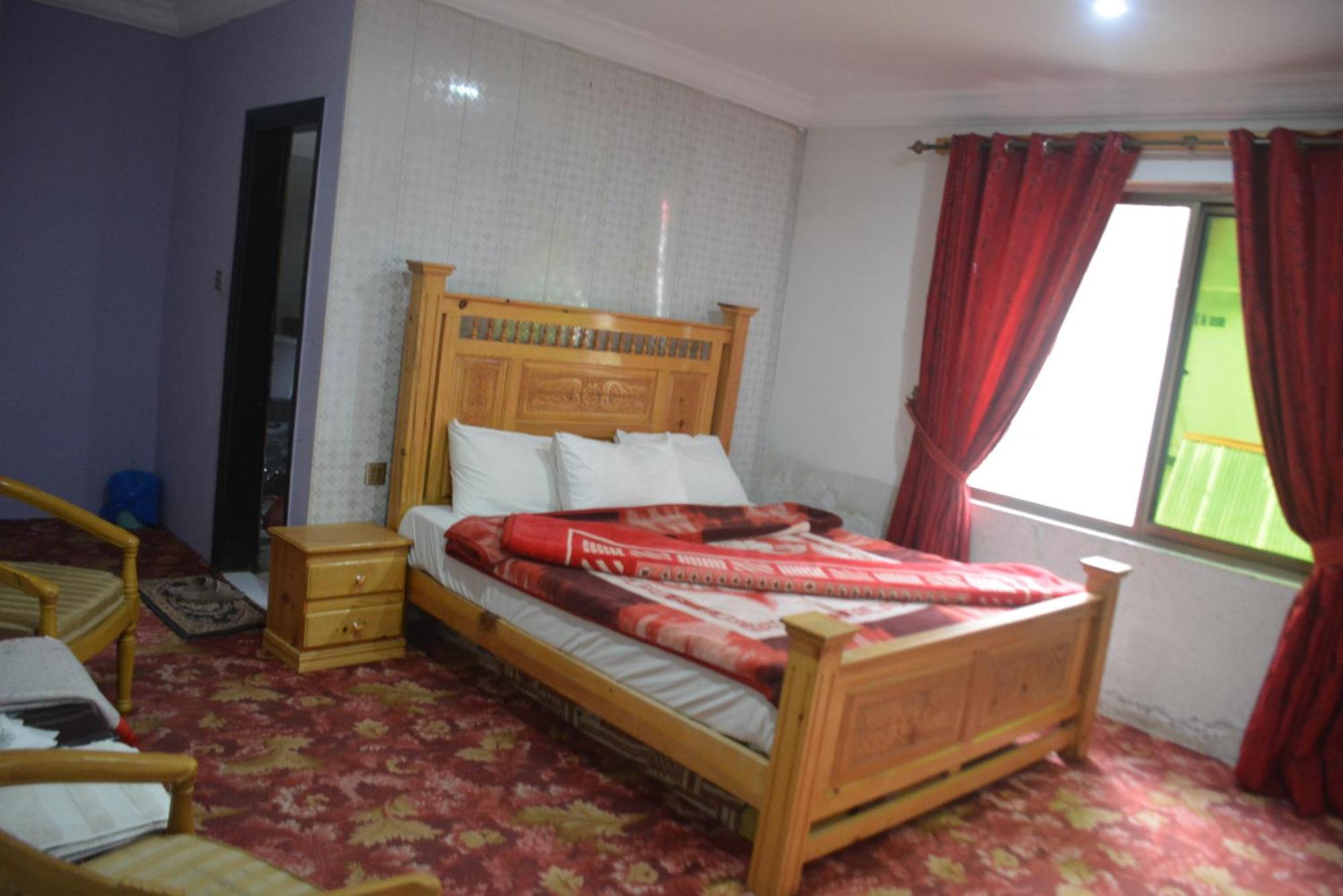 Hotel Pine Hills, Naran Kültér fotó