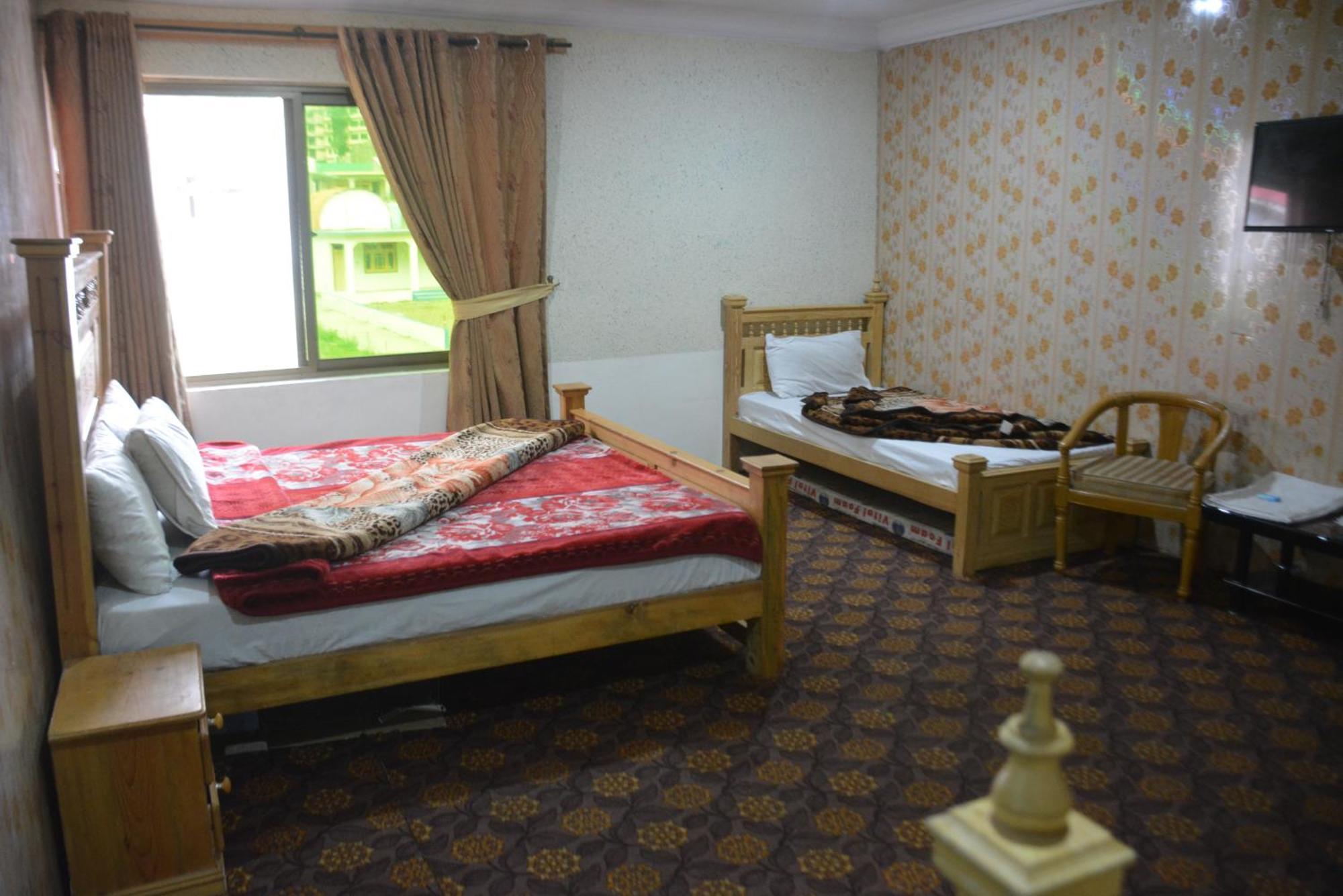 Hotel Pine Hills, Naran Kültér fotó