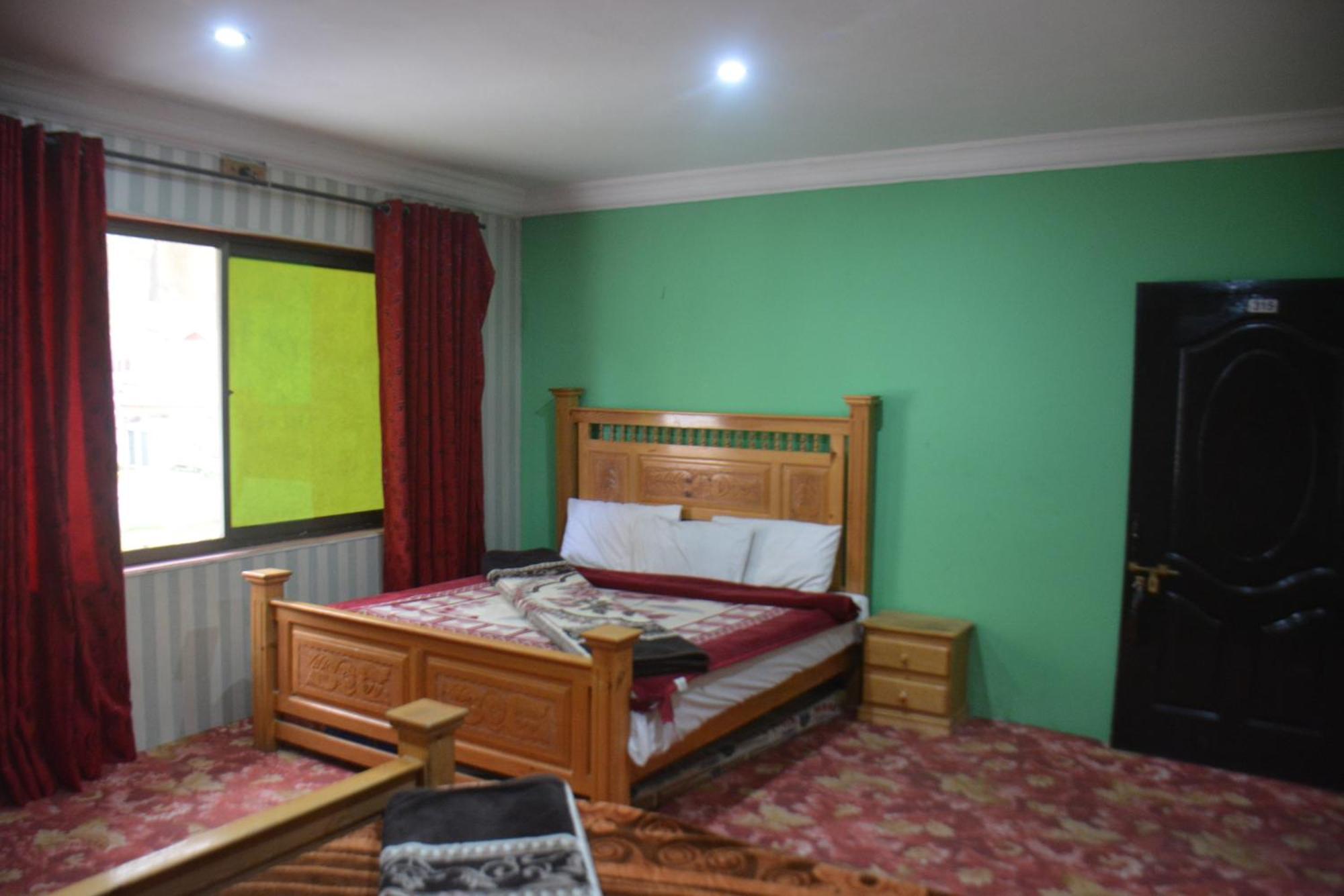 Hotel Pine Hills, Naran Kültér fotó