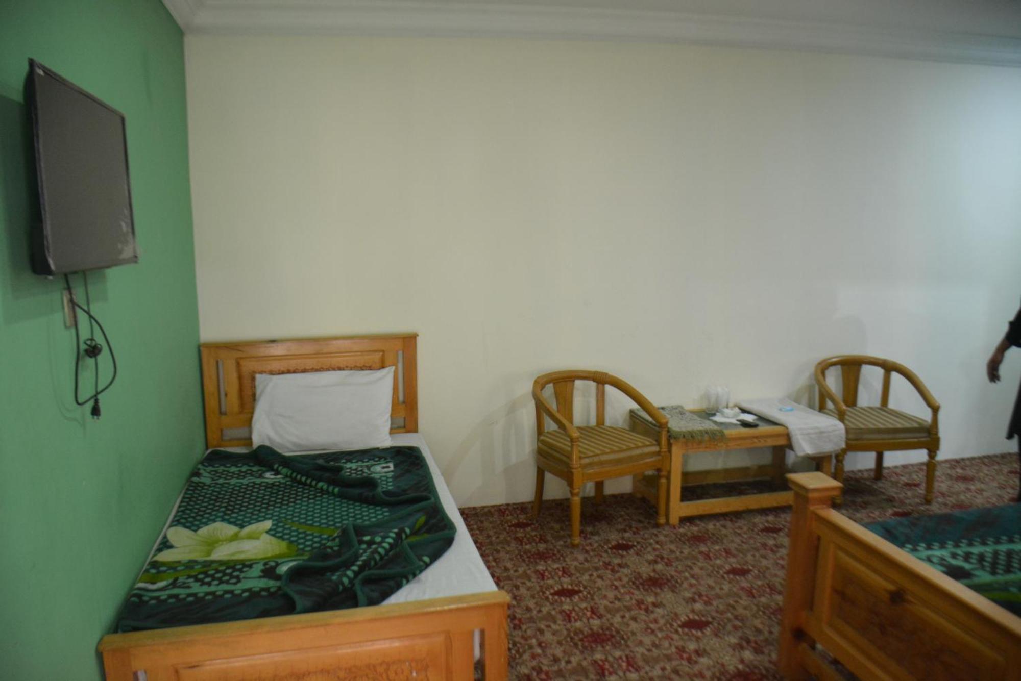 Hotel Pine Hills, Naran Kültér fotó